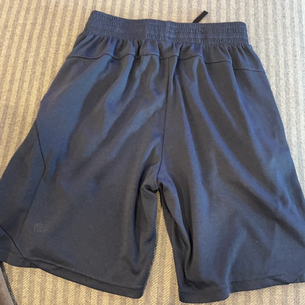 Men’s Champions Shorts - Picture 4 of 9